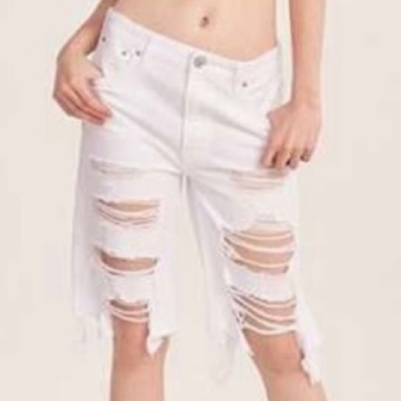 BDG URBAN OUTFITTERS FRAYED BERMUDA DENIM SHORTS - Picture 1 of 4